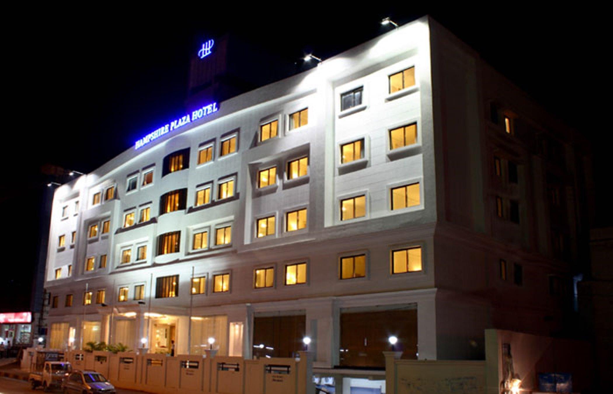 แฮมพ์ไชร์ พลาซ่า Hotel ไฮเดอราบัด ภายนอก รูปภาพ